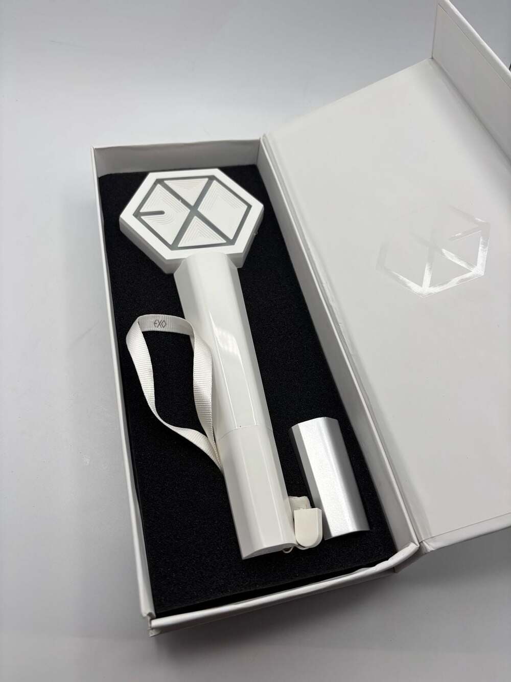 EXO Official Light Stick Ver. 3 White With Box And Baekhyun Sticker
